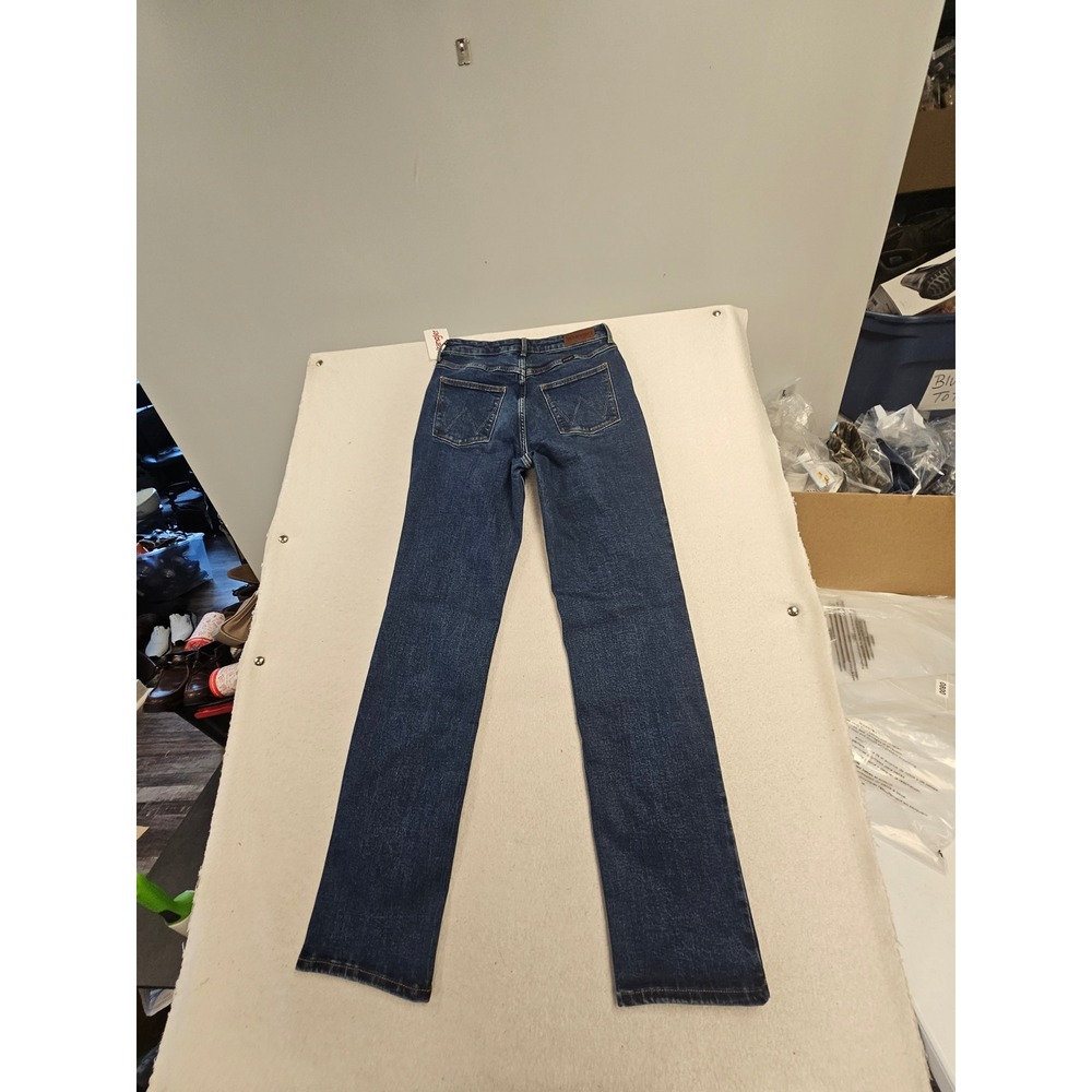 Wrangler High Rise True Straight Jeans Med Blue Denim 4x32 NWT 1004096 CWT - Picture 6 of 8
